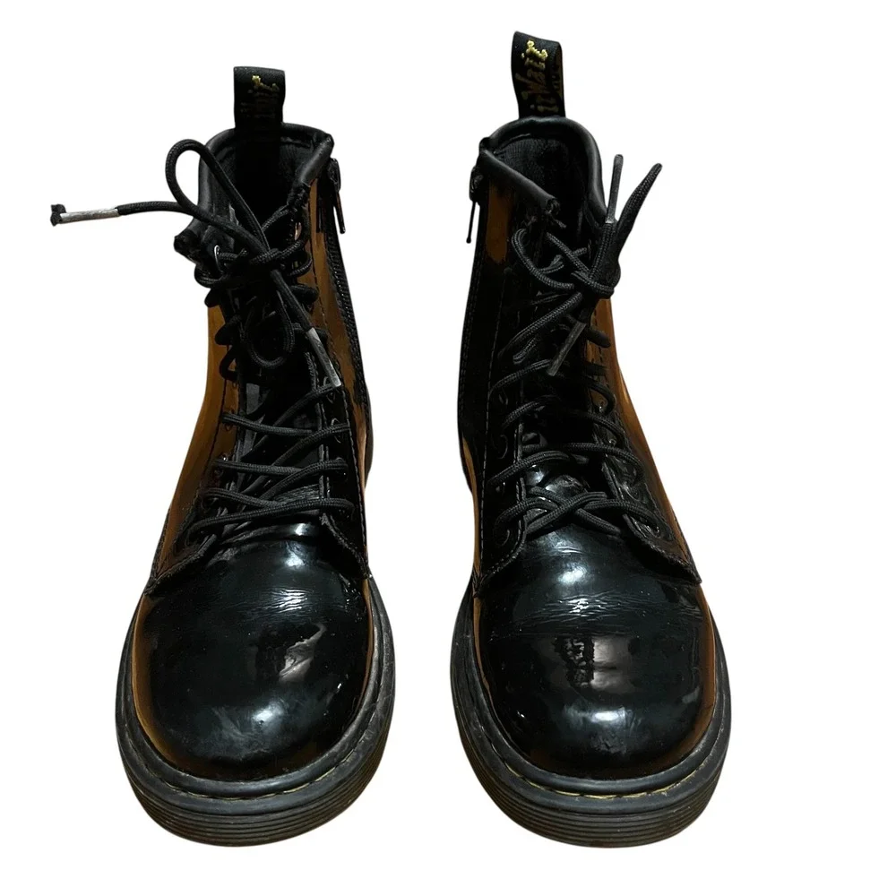 Dr. Martens Delaney Kids Black Patent Leather Lace Up Side Zip‎ Boots size 3